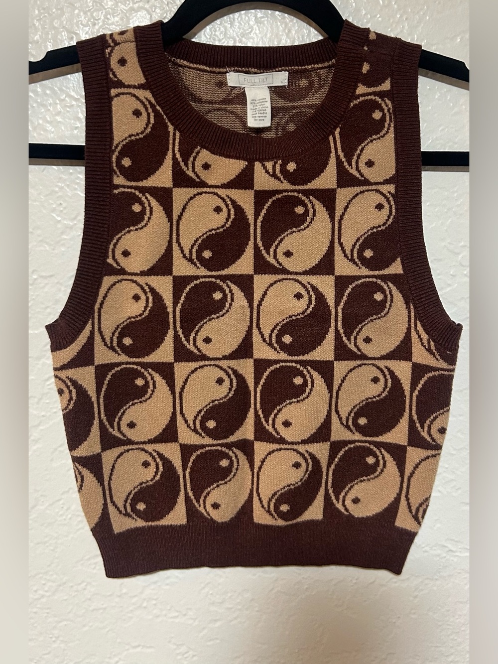 Full Tilt Brown & Tan Yin Yang Knit Sweater Vest